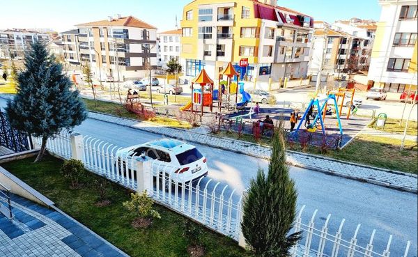  SD404-BATIKENT MAHALLESİ SİTE İÇİ,EBEVEYN BANYOLU,ÖZEL GARAJLI 3+1 SATILIK DAİRE