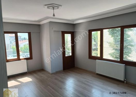 YALOVA MERKEZDE 3+1 SATILIK  ARAKAT DAİRE