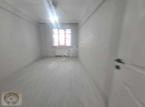 PUSULA İNŞ.TAN 50 YIL MAH 2001 YAPIMI 100M2 2+1 4KAT DAİRE