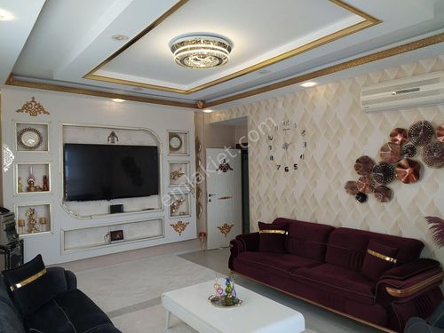 BAĞCILARDA ÖZEL TASARIM FIRSAT 3+1 SATILIK LÜX DAİRE