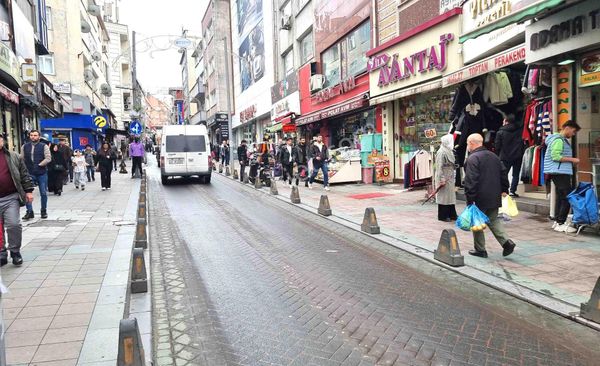  Ahmet Sezer'den %30 Kar Marjlı Devren Kiralık Dönerci Dükkanı