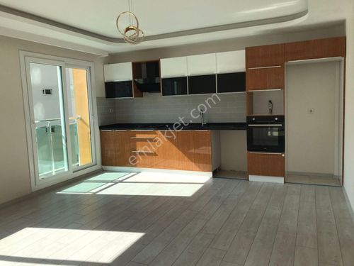 OZCAN GYO'DAN YÜZÜNCÜYILIN EN GÜZEL KONUMUNDA HASARSIZ 3+1 SATILIK DAİRE