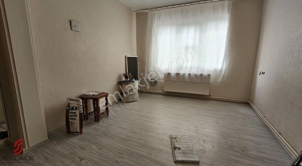 ŞELALE'DEN KİRALIK 2. SAKARYA MAHALLESİNDE 3+1 DAİRE