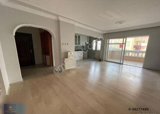 Cumhuriyet Mahallesi Site İçerisinde 3+1 Satılık Daire