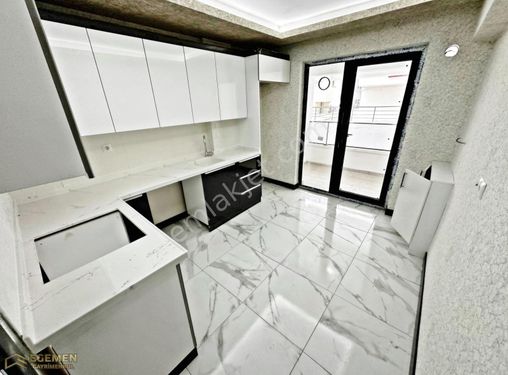 EGEMENDEN KAT KONUMUNDA FULL+FULL YAPILI MASRAFSIZ 2+1 DAİRE