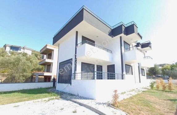 Balıkesir Burhaniye Pelitköy'de sıfır Satılık ikiz Villa