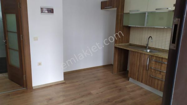 BELEDİYE EVLERİNDE 2+1 İÇİ FULL YAPILI HAVUZLU GÜVENLİKLİ SATILIK DAİRE 