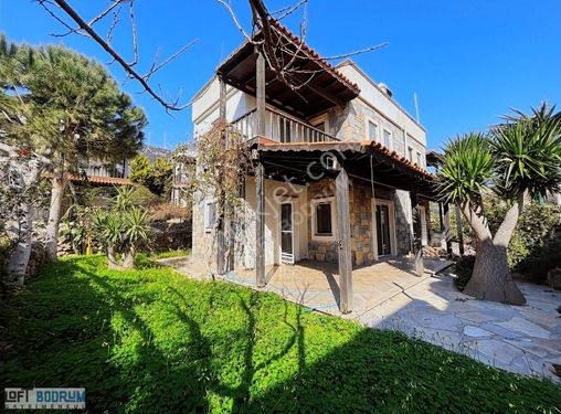 Gündoğan Merkezi Konumda Satılık 2+1 Müstakil Bahçeli Villa