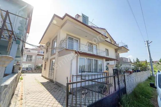  YENİ MAHALLEDE 2+1 EŞYALI UZUN DÖNEM KİRALIK DAİRE