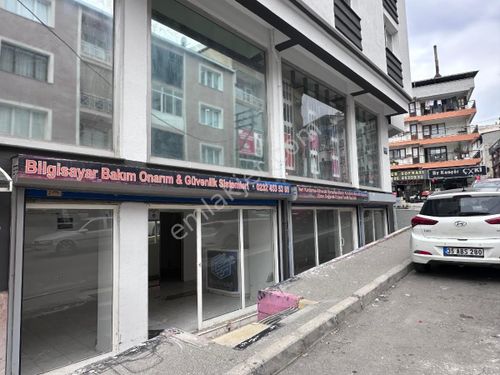 Turyap Bucadan Atatürk Mahallesinde 102m2 Yenilenmiş Dükkan