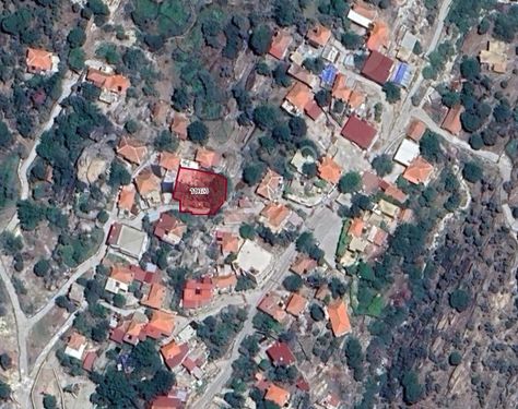 Milas Sarıkaya Köyünde Satılık 434M2 İki Katlı Kargir Ev ve Bahçesi
