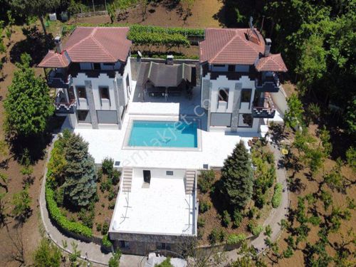 Kandıra'da Denize 5Dk Butik Otele Uygun Satılık Müstakil 2 Villa
