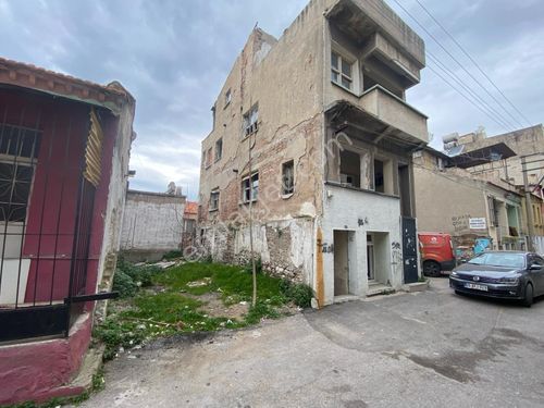  İzmir Konak Eşrefpaşa Kocatepe'de 108 m2 Yatırımlık Arsa