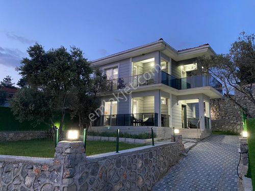 İzmir Kemalpaşa Damlacık'ta Satılık Villa 