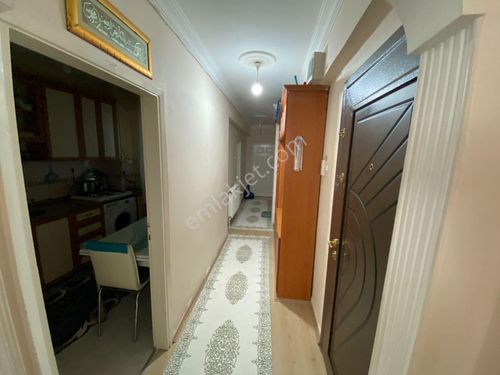 AYŞEKADIN'DA UYGUN FİYATLI 2+1 ARA KAT BALKONLU 85m2 DAİRE