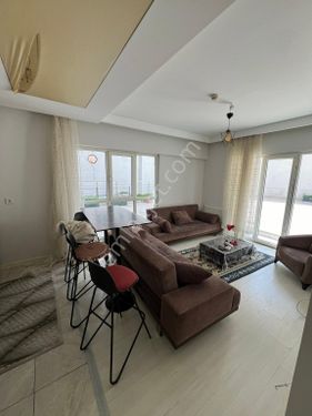 METROBÜSE YAKIN UYGUN FİYATA EŞYALI KİRALIK 1+1 DAİRE