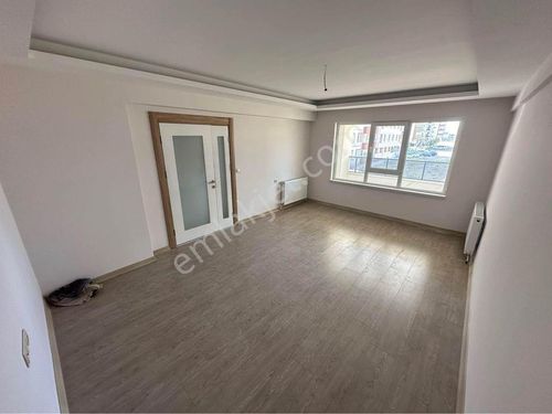  ESENYURT TALATPAŞADA 2+1 KREDİYE UYGUN SATILIK KULLANIŞLI DAİRE