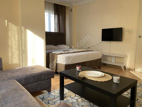  BORNOVA BAYRAKLI GÜNLÜK SAATLİK KİRALIK DAİRE 