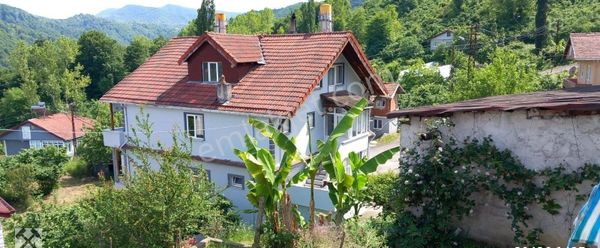 Zonguldak Kozlu İlçesi İhsaniye Mahallesi Satılık Müstakil Ev