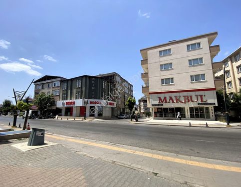 Pendik Kavakpınar’da Satılık 300 m2  Boş Dükkan