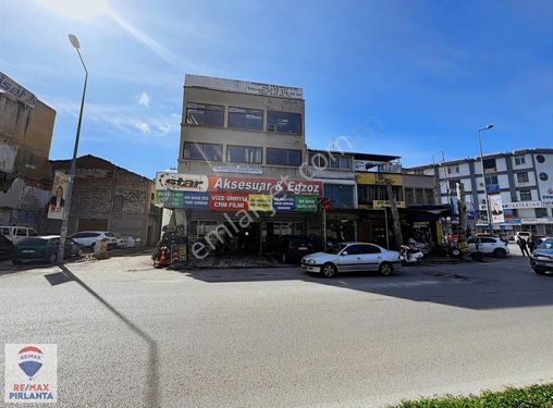 İzmir Halkapınar 1 Sanayi Sitesinde Cadde Üzeri Satılık Dükkan