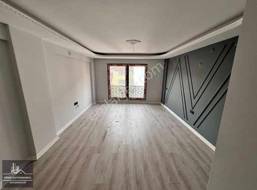 UĞUR GAYRİMENKUL'DEN MODERN TASARIMLI SATILIK DUBLEKS DAİRE