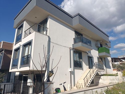  BUCA ADATEPE MAHALLESİ KAMPÜSE 500M MESAFEDE FULL EŞYALI ACİL SATILIK DAİRE 