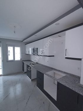 VARSAK KARŞIYAKA MAHALLESİ 2+1 KATTA SATILIK DAİRE 