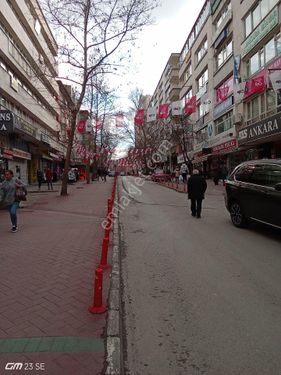 Kentin Merkezinde, Kızılay'da Menekşe 1 Caddesinde   Kiralık Dükkan