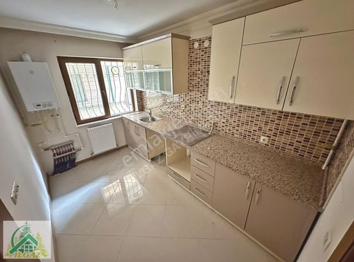 AYVALI MERKEZ'DE 8 YILLIK BİNA'DA 3+1 ASANSÖRLÜ MASRAFSIZ DAİRE