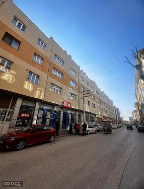 DCC GAYRİMENKUL'DEN YAYLIPINAR CADDESİ ÜZERİ ÖNÜ AÇIK 3+1