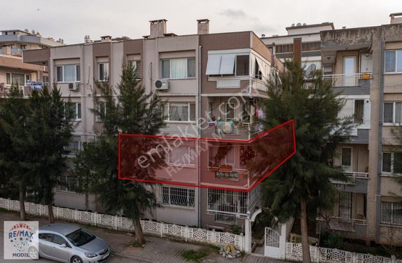 Çiğli Ataşehir Satılık 3+1 Daire | Ara Kat | 120 m2 | Önü Açık