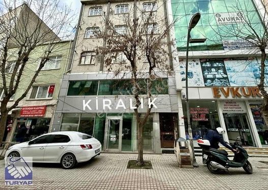 Büyükçekmece,Kemal Atatürk Caddesi 350 m2 Kiralık Mağaza