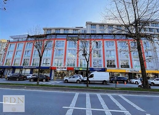 Beyoğlu Sütlüce'de İmrahor Caddesinde Kiralık Daire-Home Ofis