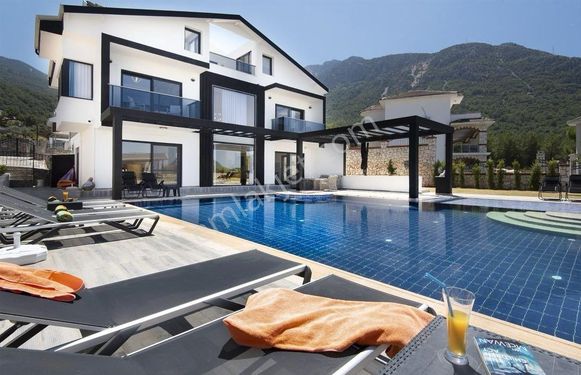  Stop’tan Ovacık’ta Satılık ultra lüx Müstakil Villa