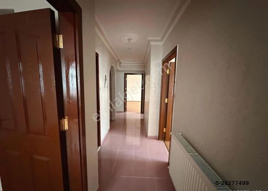 KECİOREN KANUNI MH CADDEYE ULAŞIMLARA YAKIN KATTA MANZARALI 3+1 DAİRE