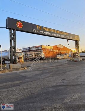 Re/max Lacivert'ten Yakutiye Otoban Sanayi Sit'de Satılık İşyeri