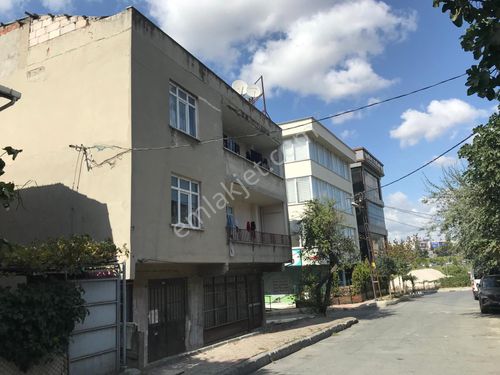  MAHMUTBEY'DE SATILIK TİCARİ İMARLI 3 DAİRE 1 DÜKKAN BİNA