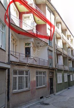 3+1 balkonlu Ferah bir daire çarşının Merkez göbeğinde
