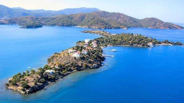 LIMOPOL den FETHIYE SOVALYE ADASI OZEL ISKELELI PLAJLI VILLA