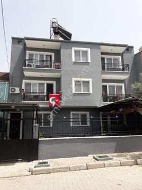 Izmir Kemalpaşa Örende  Satılık  Üç Katlı Apartman