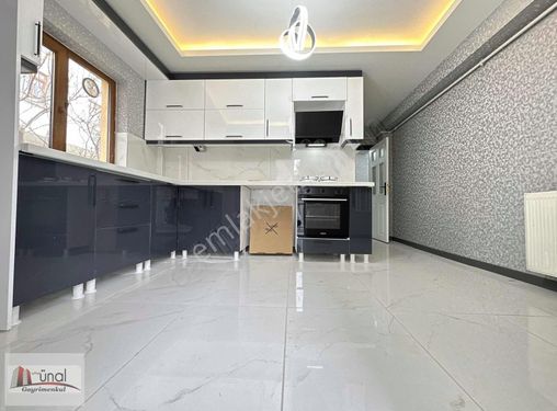 BARIŞYOLU CADDESİ FULL YAPILI 3+1 130M2 ÖN CEPHE 1.KAT