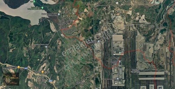Arnavutköy Yeniköy Merkezi Konumda Hisseli 700 M2 Satılık Arsa