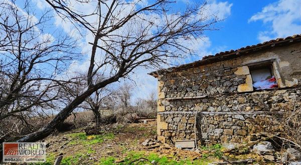 Çanakkale Alanköy'de Satılık Taş Ev