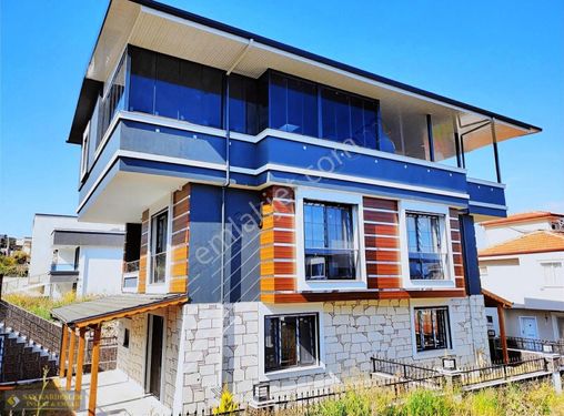 İzmir Seferihisar Doğanbey de satılık 3+1 geniş lüks villa