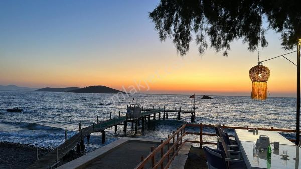 Bodrum Koyunbaba Deniz Manzaralı Özel Plajlı 3+1 Satılık Villa