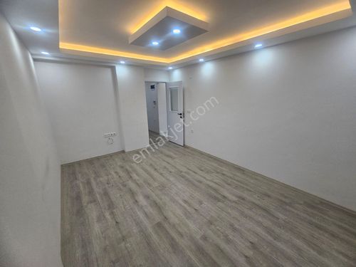 Revan emlaktan satılık daire 2+1Kat 2 krediye uygun yeni binaya Atatürk Mahallesi arena park'a yakın