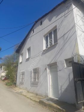 Sarıyer Maden Mahallesi Yunus Emre'de satılık 2 katlı müstakil ev