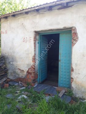 bayındır Çamlıbel köyünde tadilat isteyen taş yapı köy evi satılıktır 