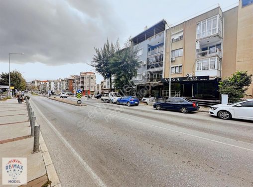 Bayraklı Osmangazi Caddesi Üzerinde Satılık Dükkan Boş Kiracısız